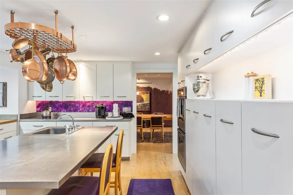 477 Thistle Hill Road Pomfret VT 05053