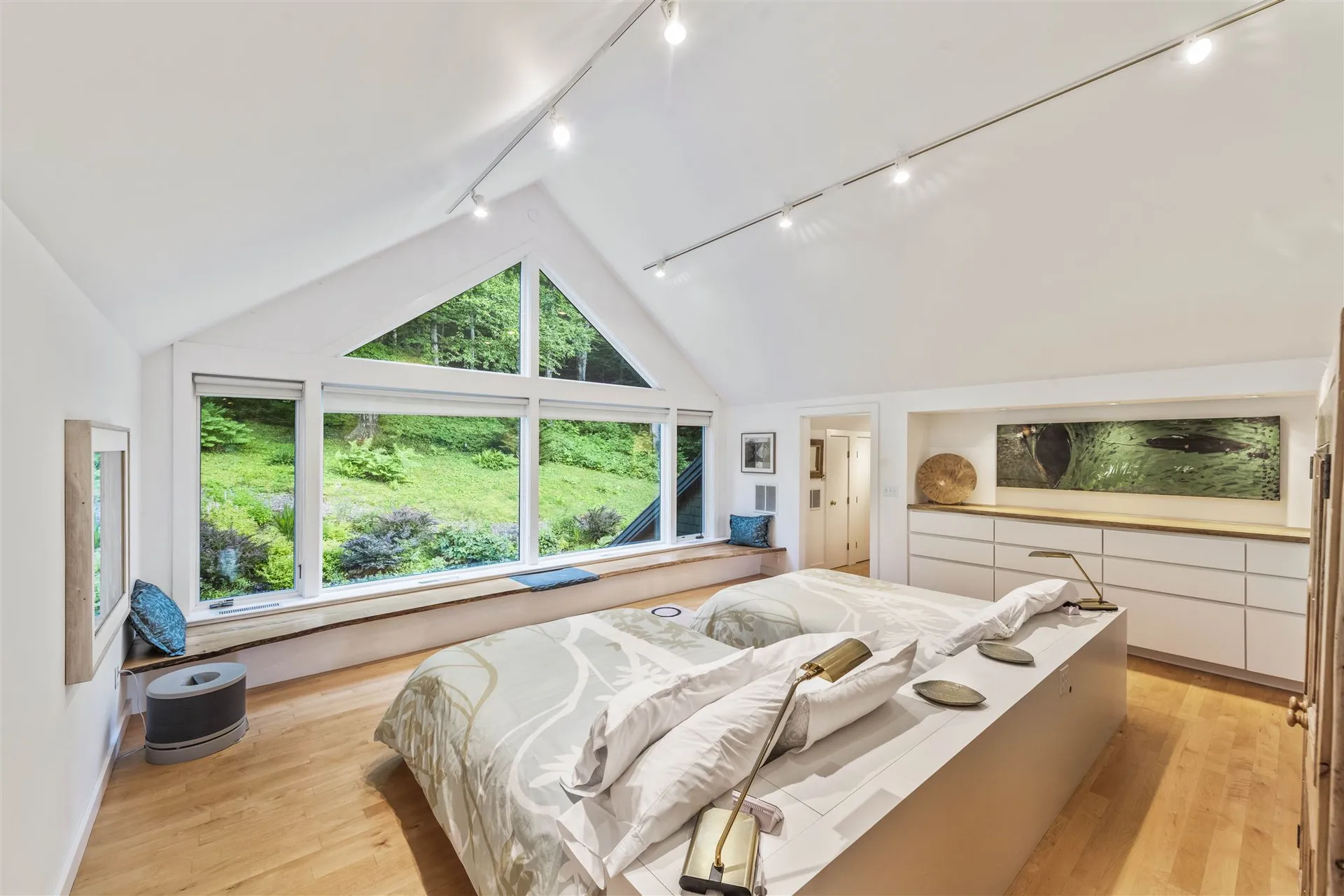 477 Thistle Hill Road Pomfret VT 05053