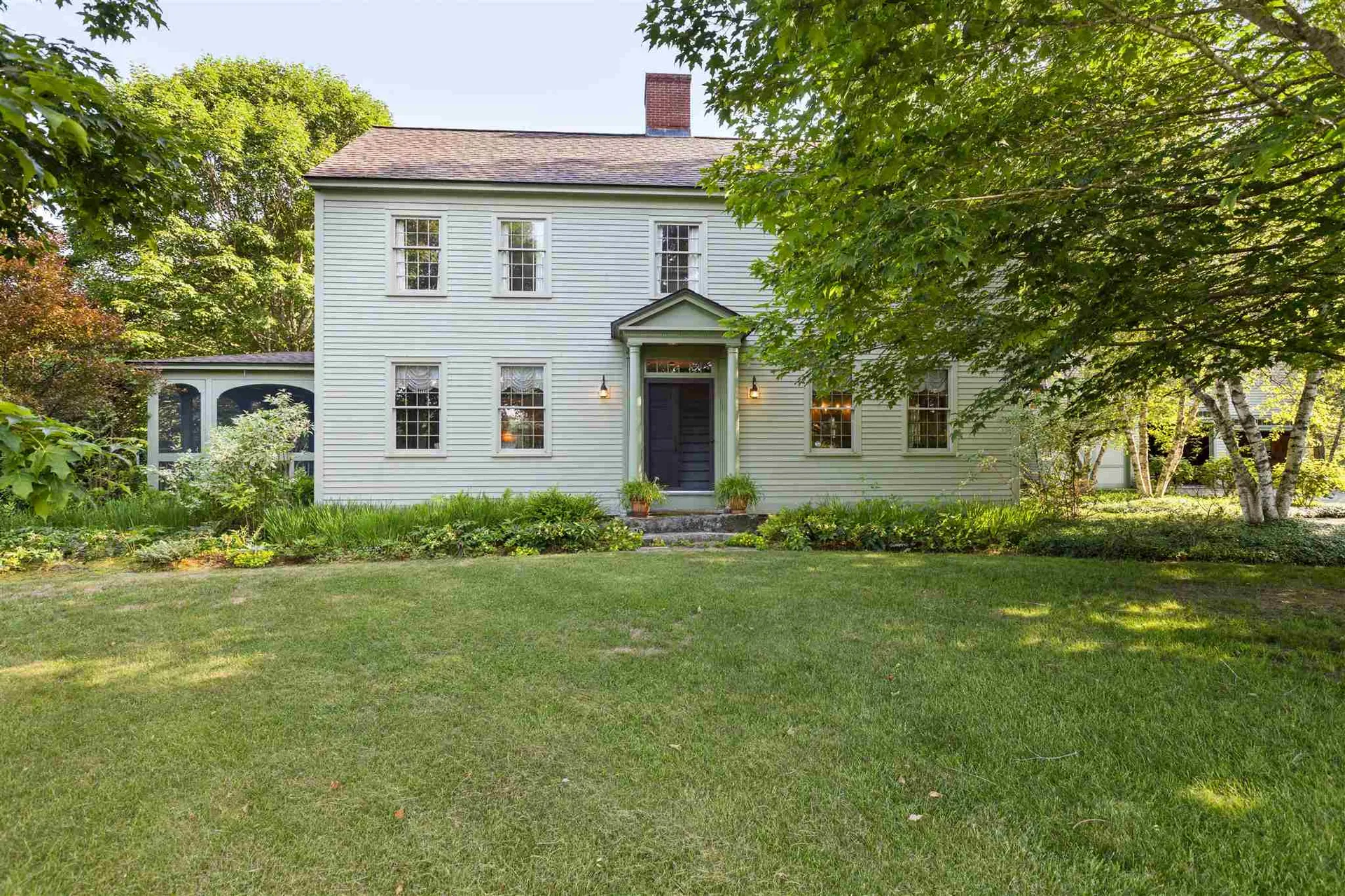390 Handy Road Pomfret VT 05067