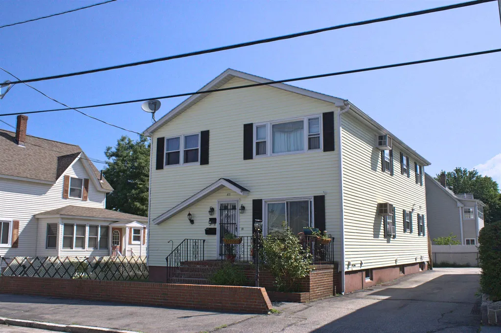82 Cumberland Street Manchester NH 03102