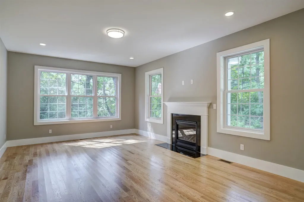18 Garrison Lane Exeter NH 03833