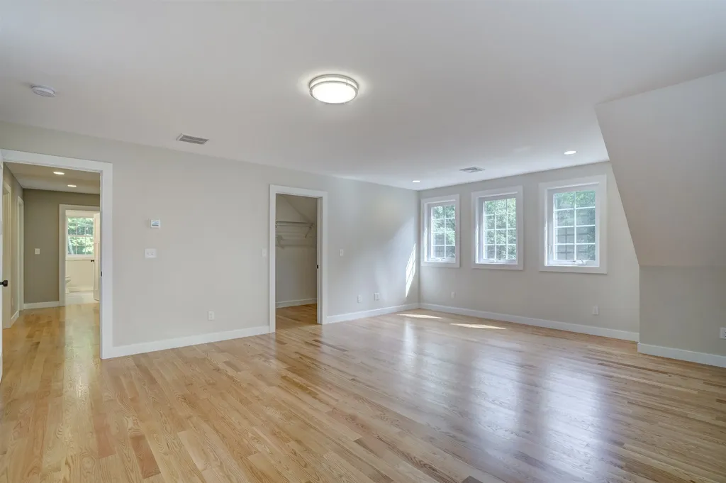 18 Garrison Lane Exeter NH 03833