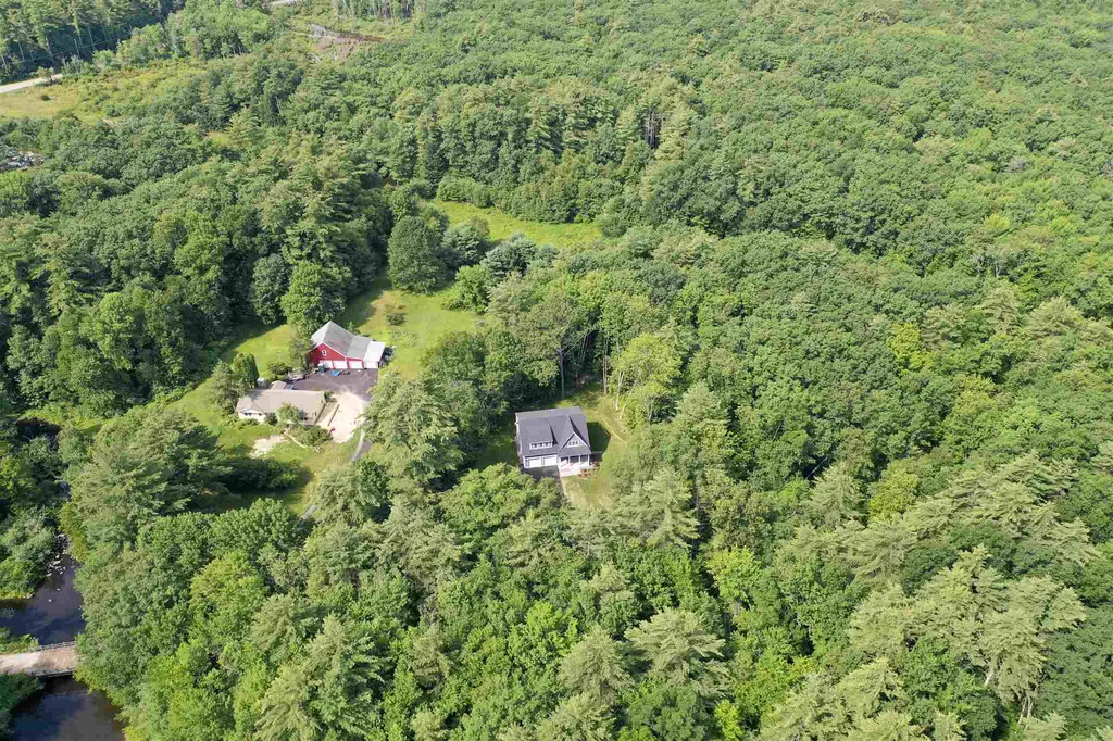 18 Garrison Lane Exeter NH 03833
