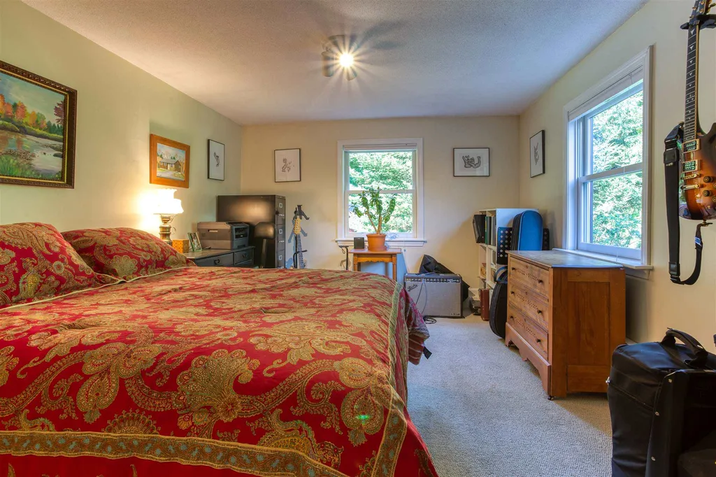 160 Jennifer Lane Hartford VT 05001