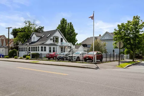 760 Union Street Manchester NH 03104