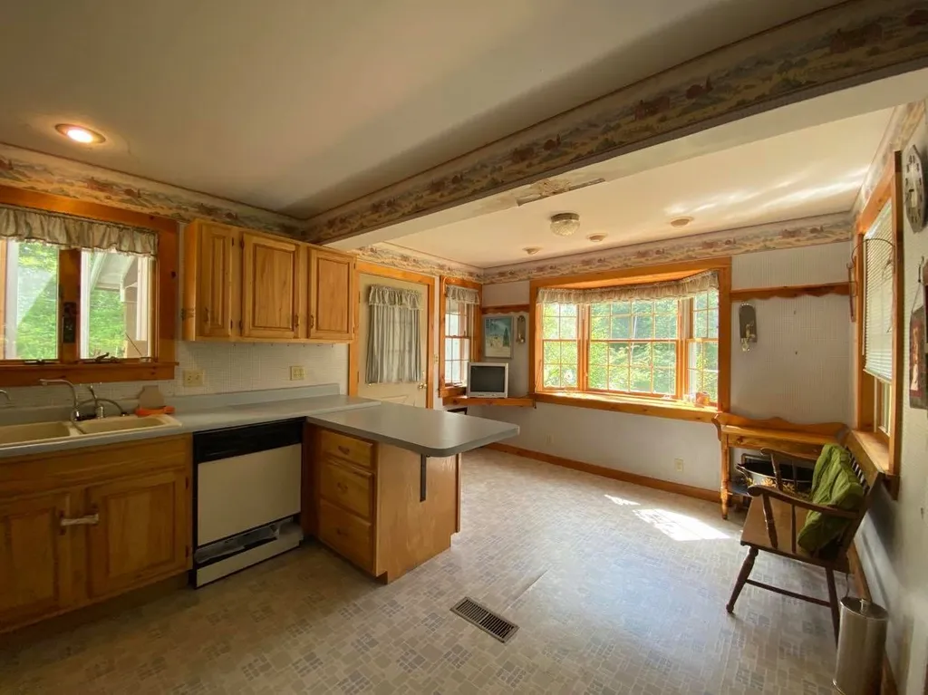 140 Timson Hill Road Newfane VT 05345