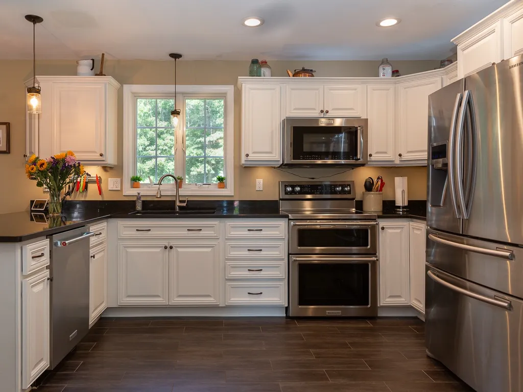 18 Hilton Drive Newmarket NH 03857