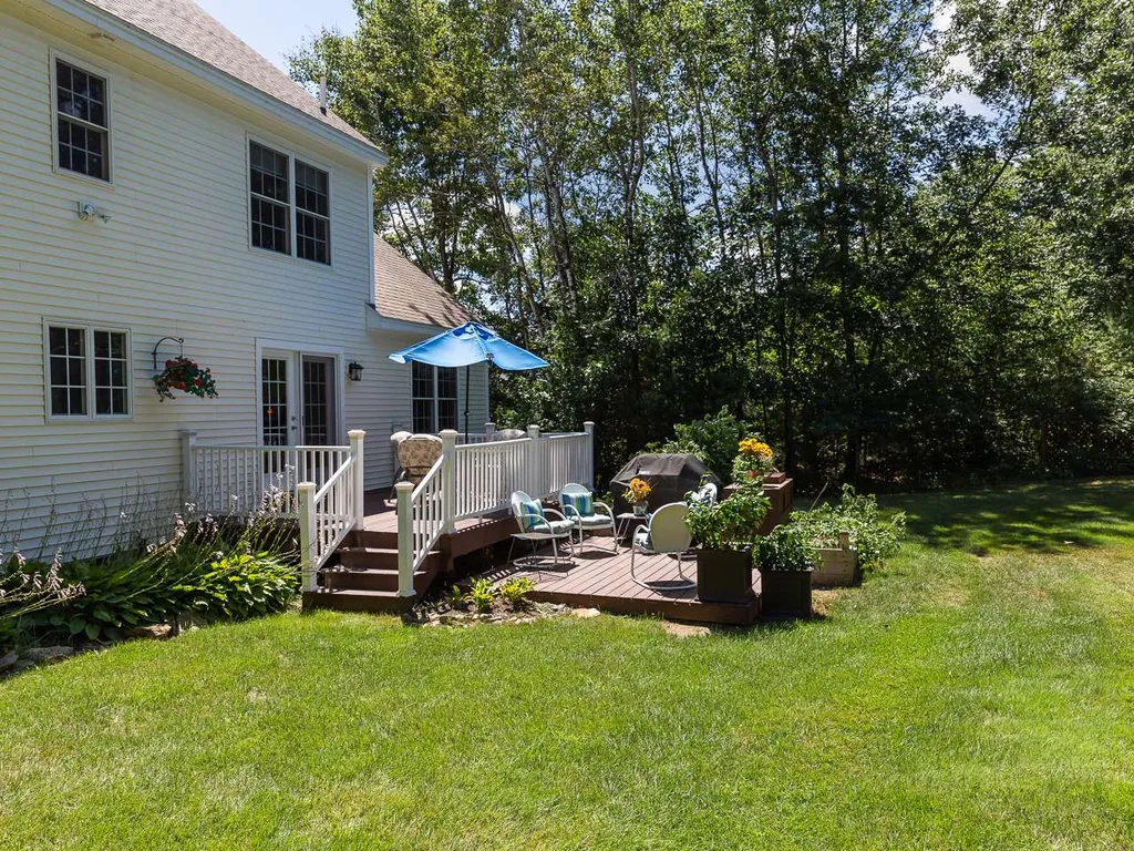18 Hilton Drive Newmarket NH 03857