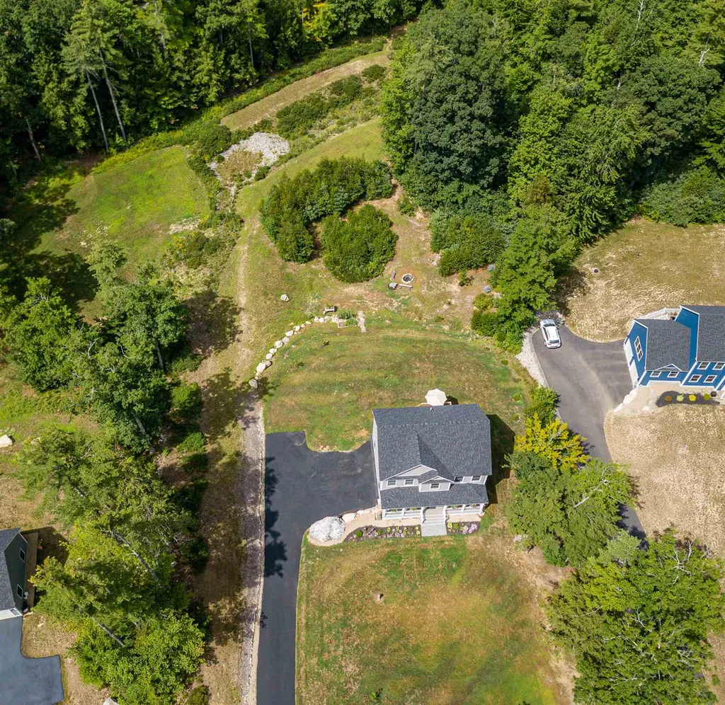 44 Maple Ridge Road Nottingham NH 03290