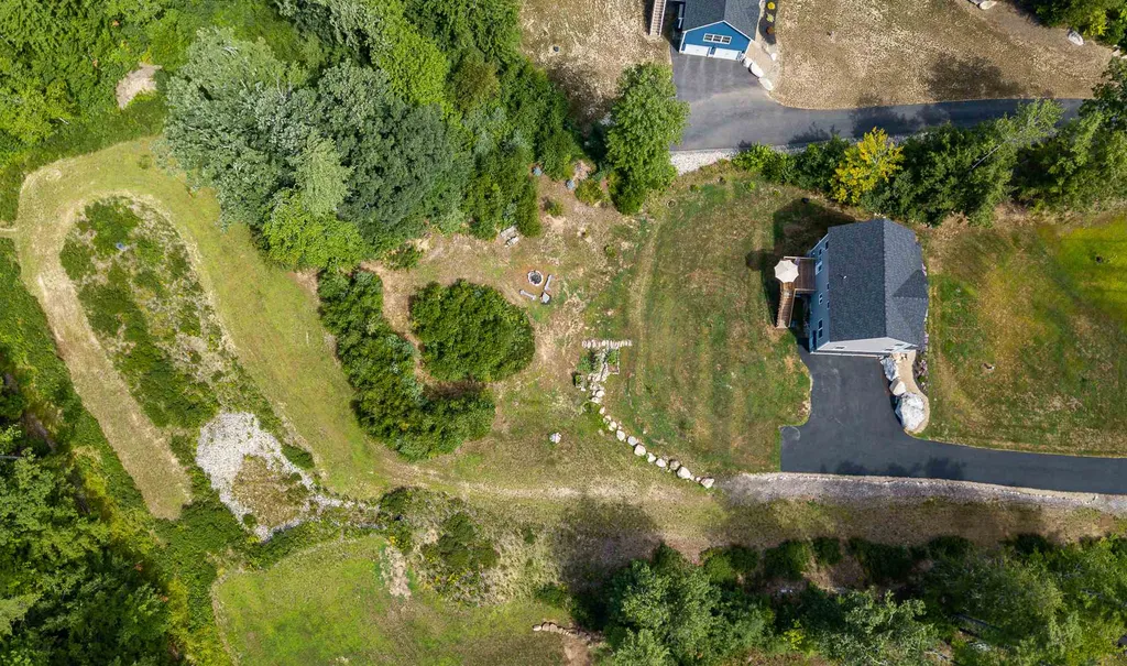 44 Maple Ridge Road Nottingham NH 03290