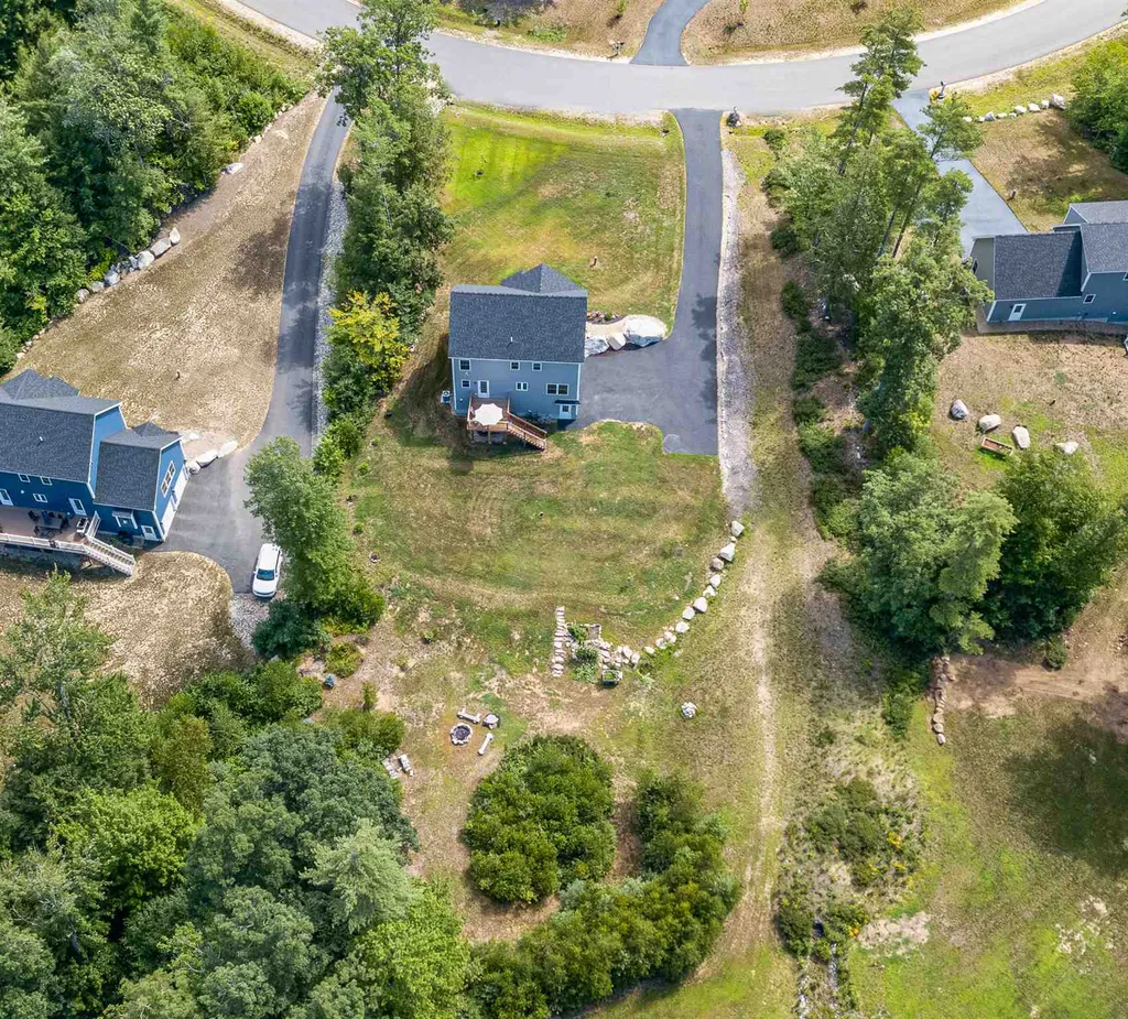 44 Maple Ridge Road Nottingham NH 03290