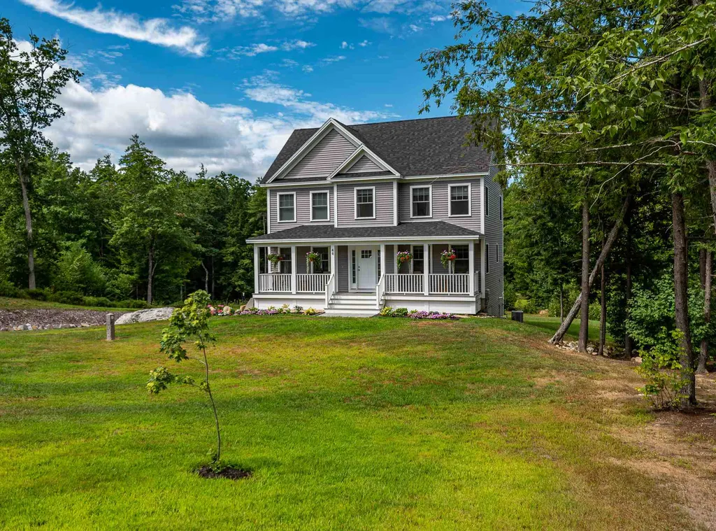 44 Maple Ridge Road Nottingham NH 03290