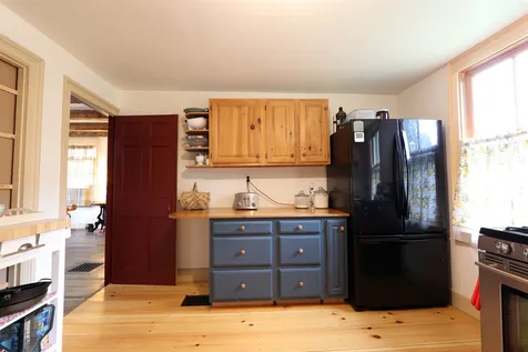 127 Peacham Road Danville VT 05828