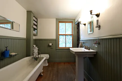 127 Peacham Road Danville VT 05828