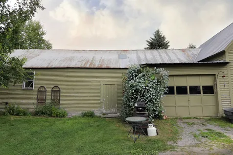 127 Peacham Road Danville VT 05828