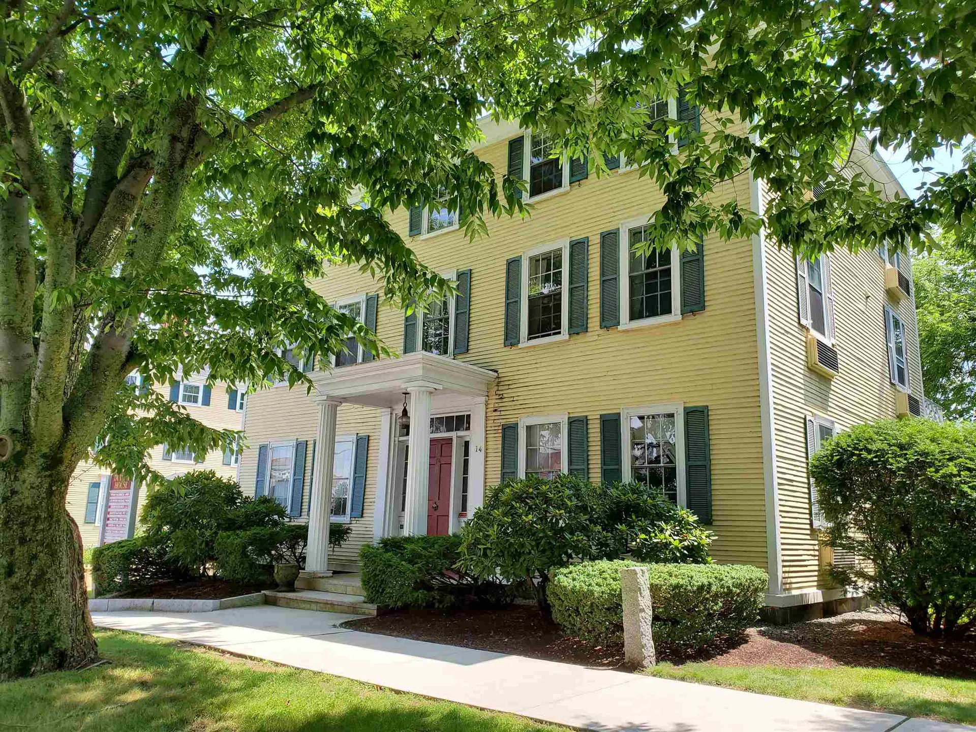 14 Front Street Exeter NH 03833