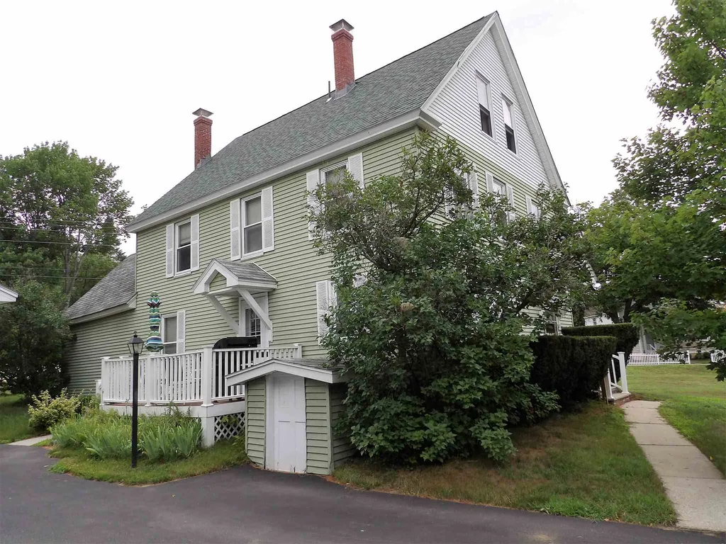 57 Lancaster Street Franklin NH 03235