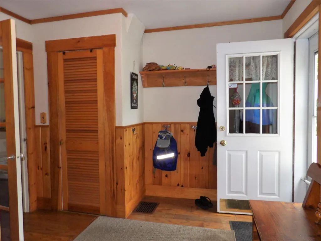 57 Lancaster Street Franklin NH 03235