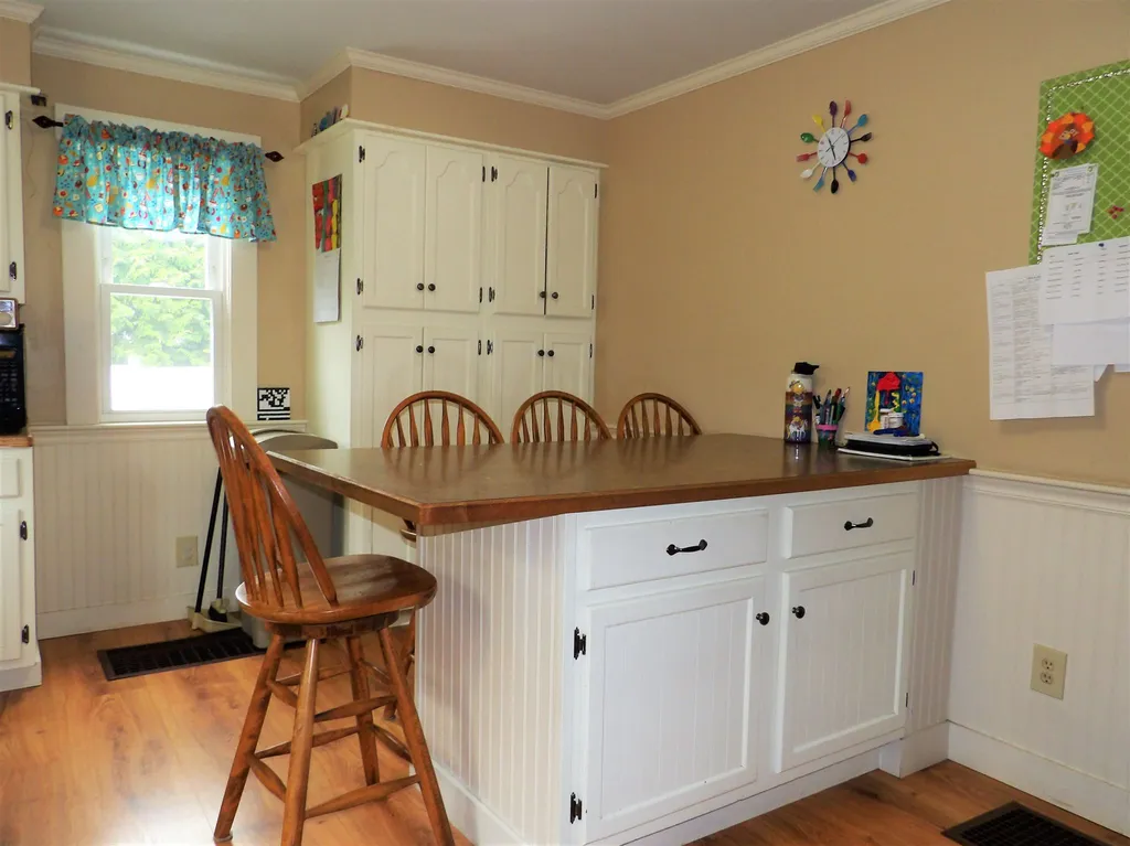 57 Lancaster Street Franklin NH 03235