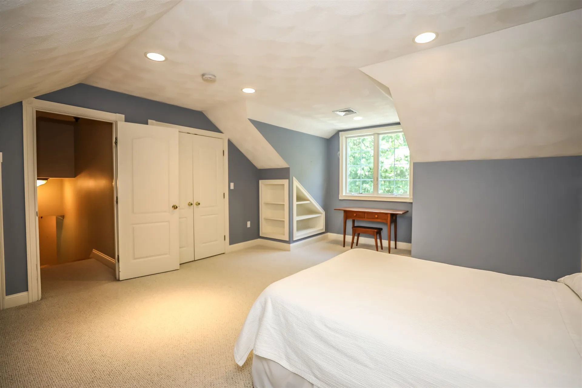 15 Floral Street Windham NH 03087