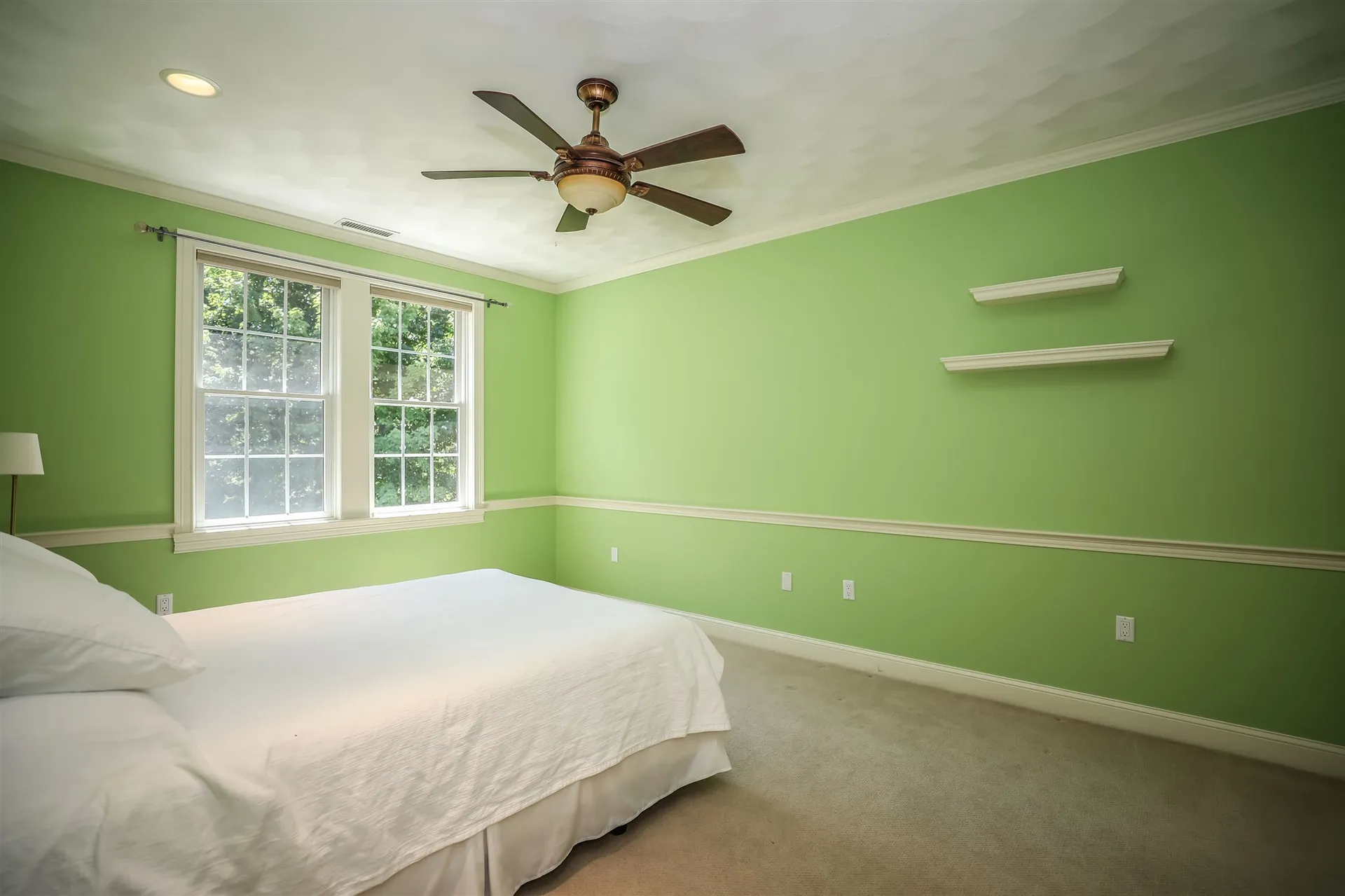 15 Floral Street Windham NH 03087