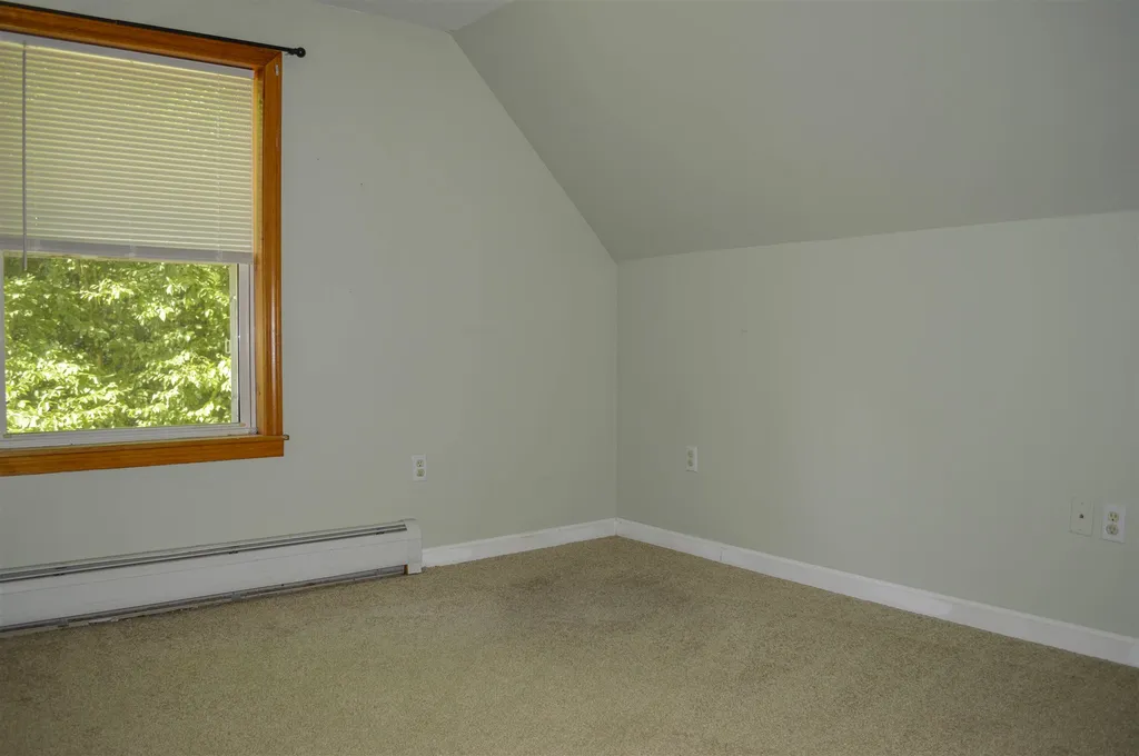 648 Tigola Trail Stoddard NH 03464