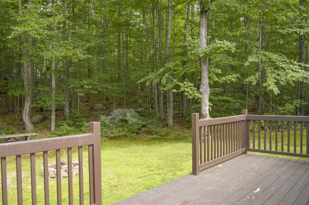 648 Tigola Trail Stoddard NH 03464