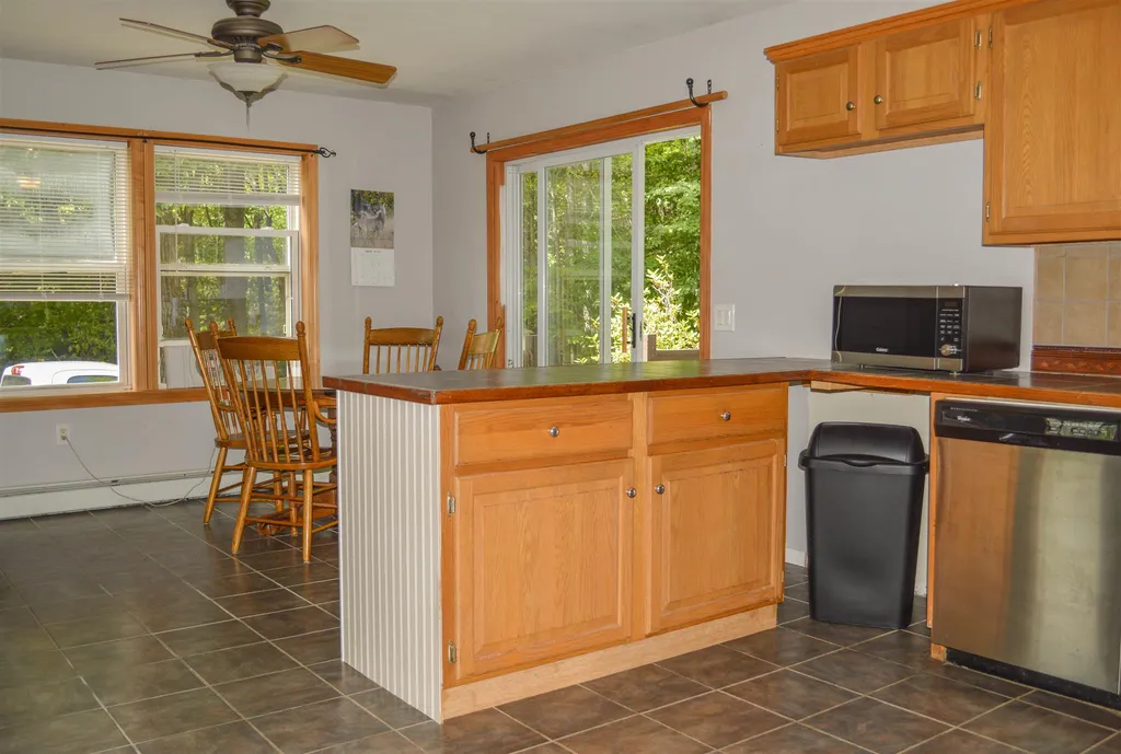 648 Tigola Trail Stoddard NH 03464