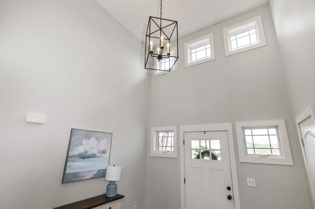 79 Apple Way Epping NH 03042