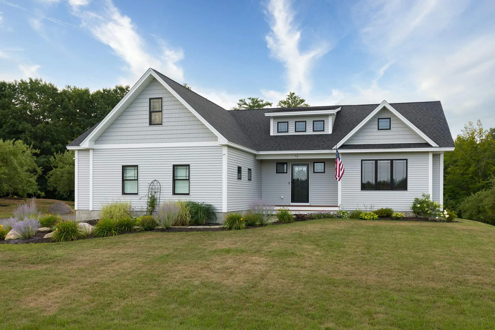 79 Apple Way Epping NH 03042