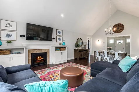 79 Apple Way Epping NH 03042