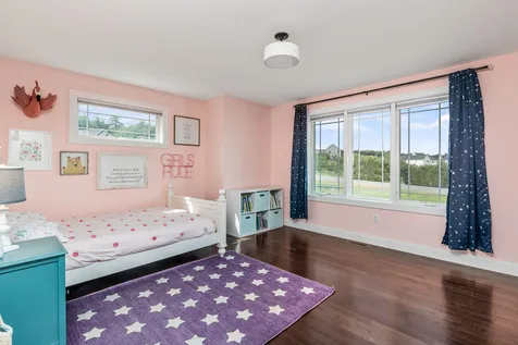 79 Apple Way Epping NH 03042