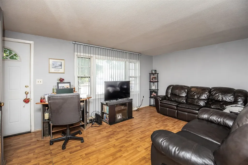 12 Bulova Drive Nashua NH 03060