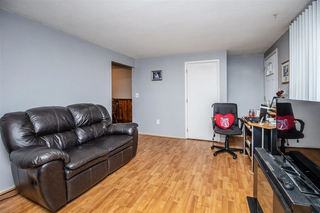 12 Bulova Drive Nashua NH 03060