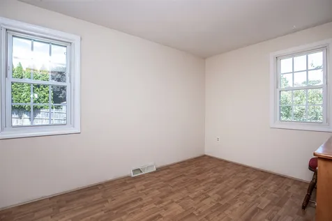 12 Bulova Drive Nashua NH 03060