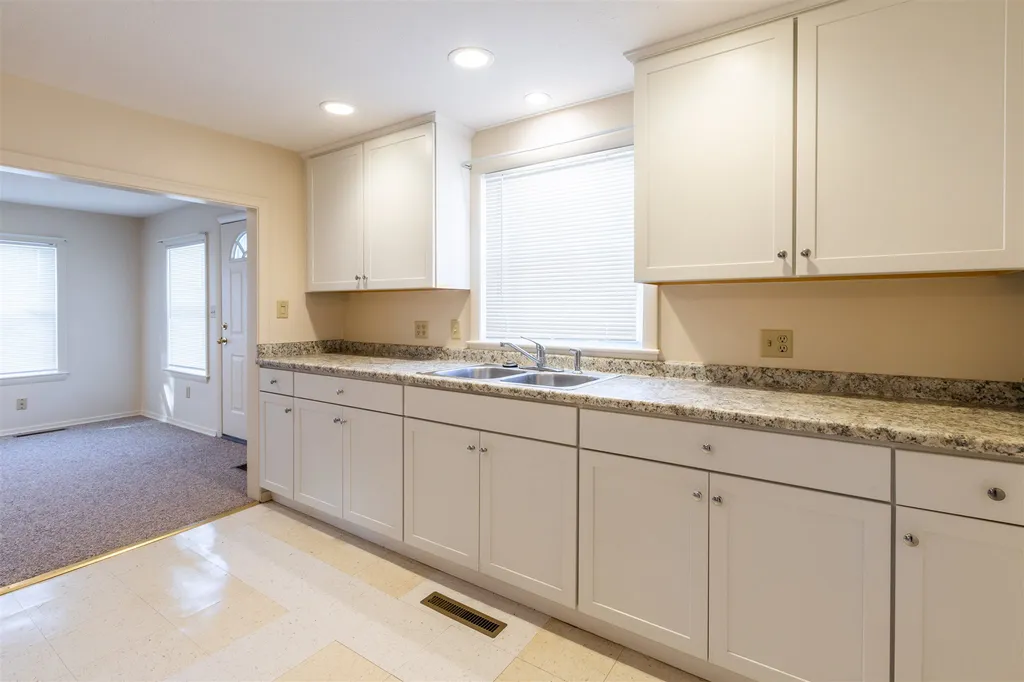 3-5 Markar Street Nashua NH 03060