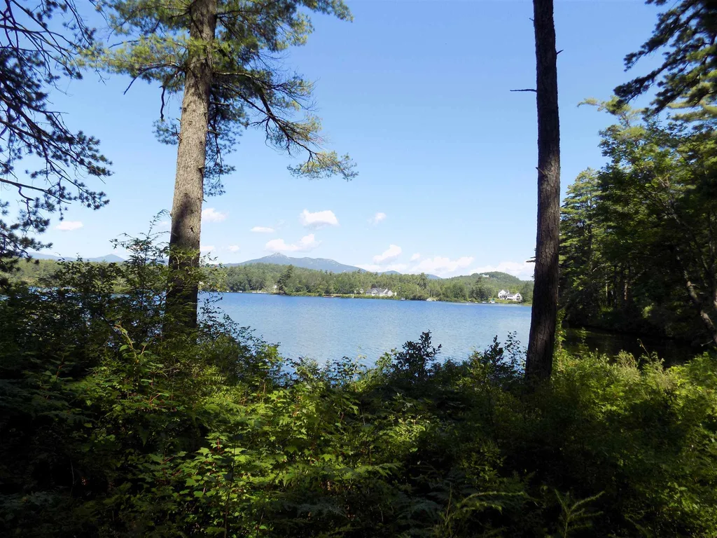 16 Snow Lane Madison NH 03875