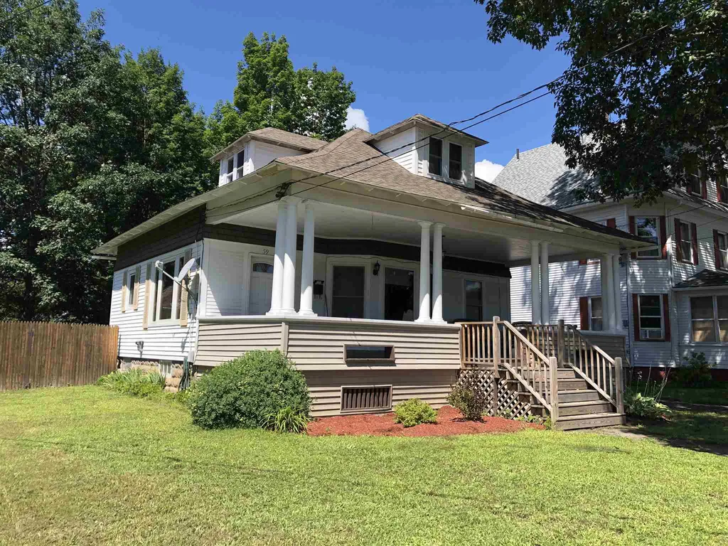 59 Oak Street Newport City VT 05855