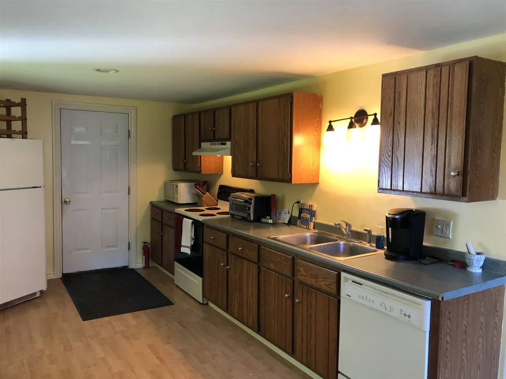 59 Oak Street Newport City VT 05855