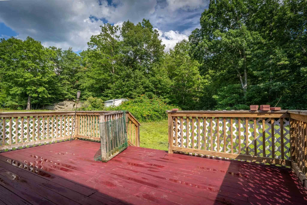 121 Spruce Drive Farmington NH 03835