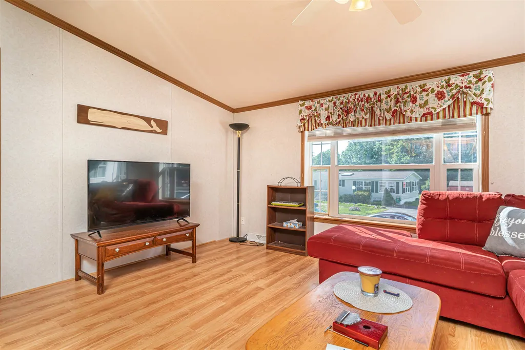 121 Spruce Drive Farmington NH 03835