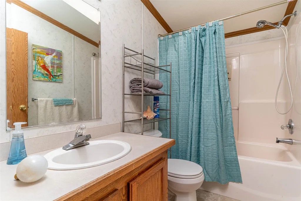 121 Spruce Drive Farmington NH 03835