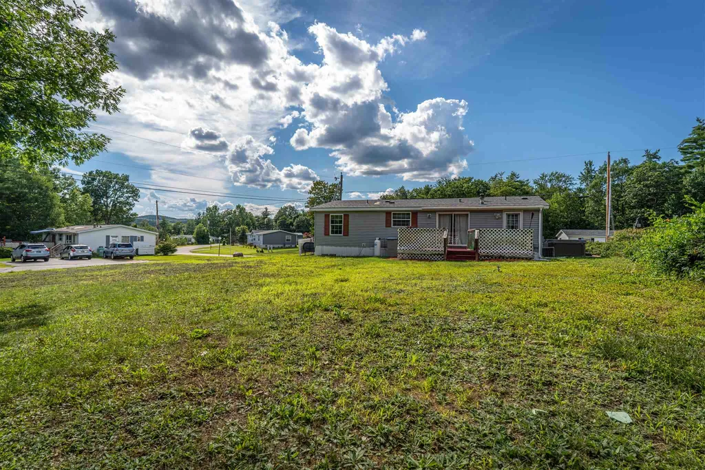 121 Spruce Drive Farmington NH 03835