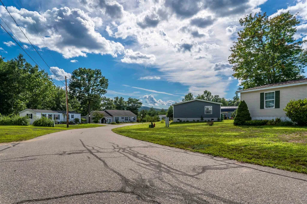 121 Spruce Drive Farmington NH 03835