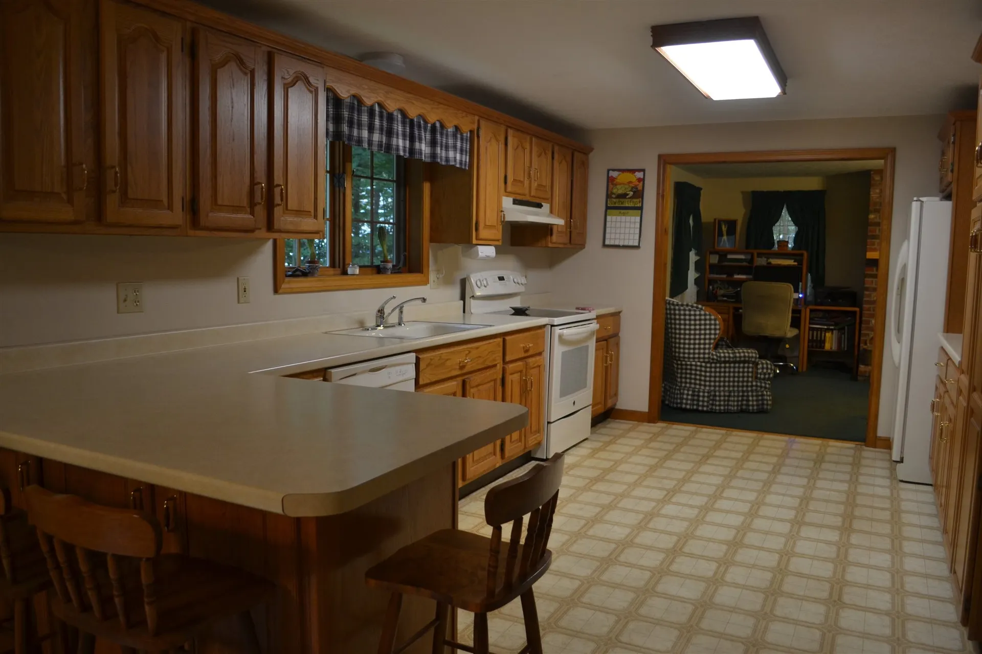 27 Moulton Drive Londonderry NH 03053