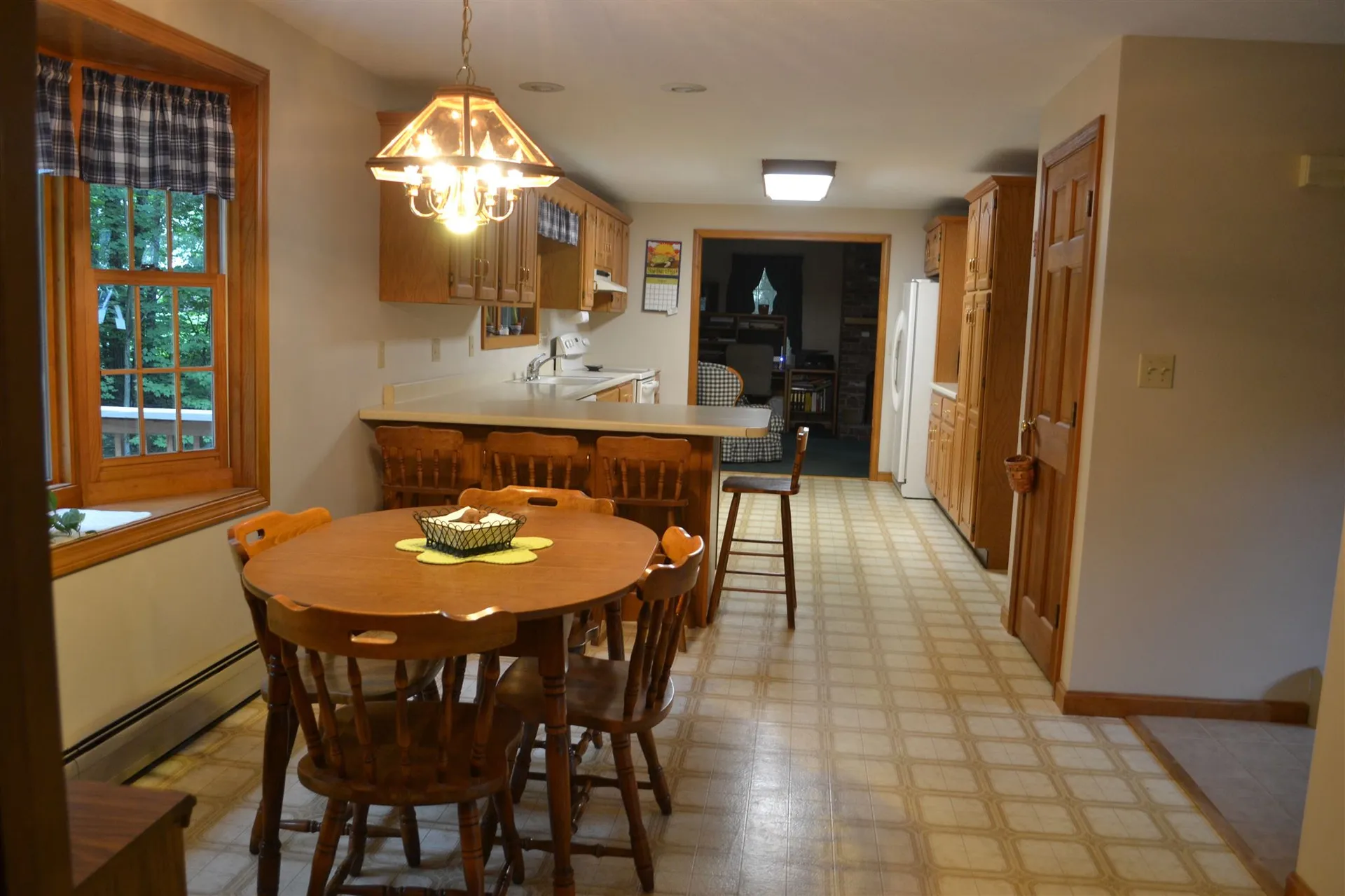 27 Moulton Drive Londonderry NH 03053