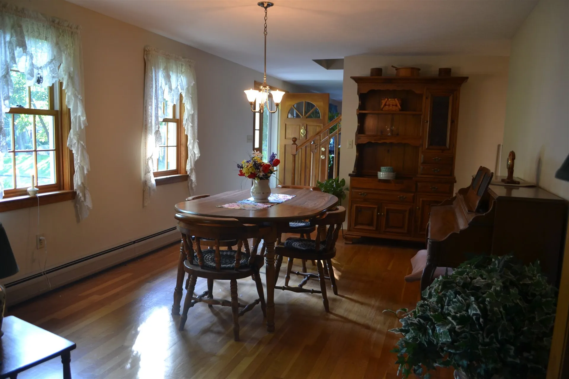 27 Moulton Drive Londonderry NH 03053