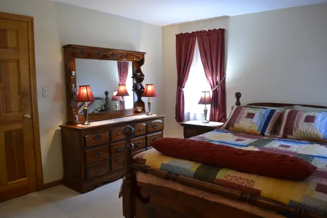 27 Moulton Drive Londonderry NH 03053