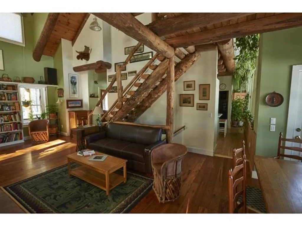289 Scruton Pond Road Barrington NH 03825