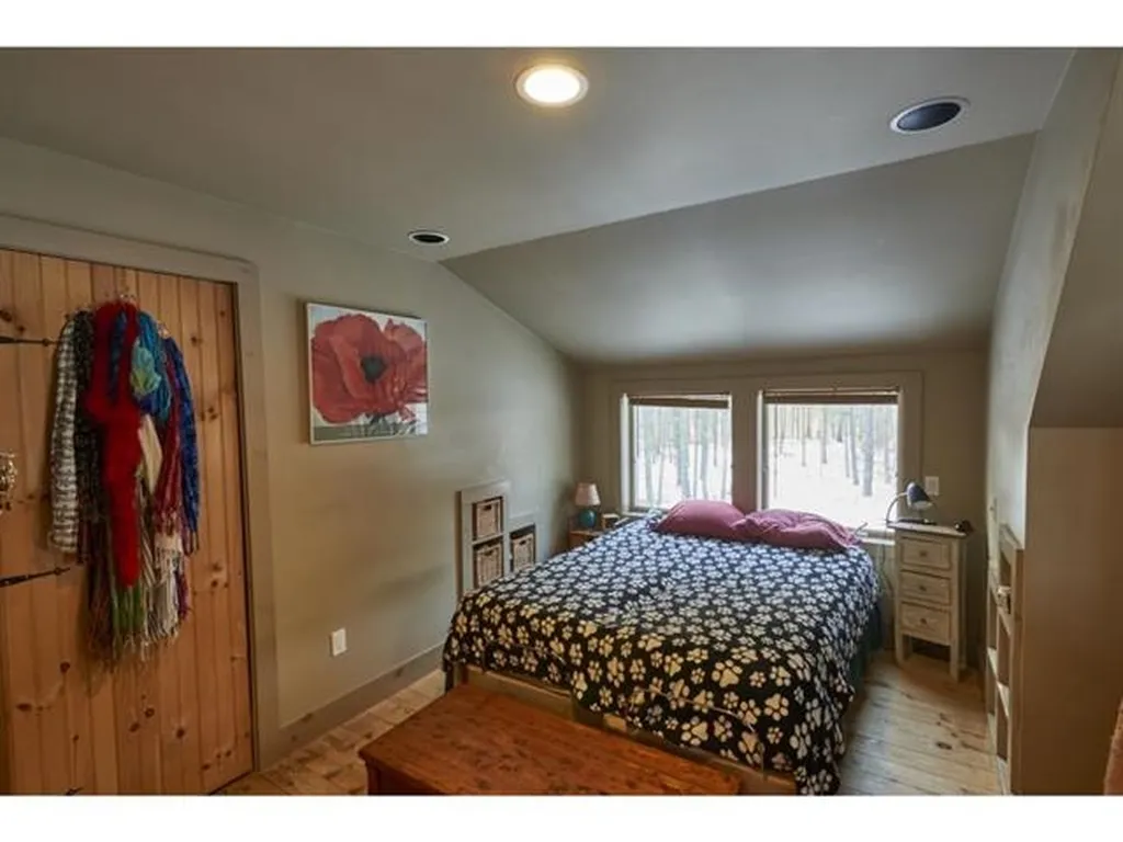 289 Scruton Pond Road Barrington NH 03825
